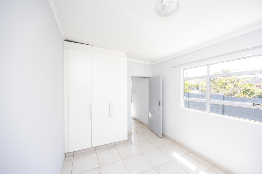 5 Bedroom Property for Sale in Sunnyridge Eastern Cape